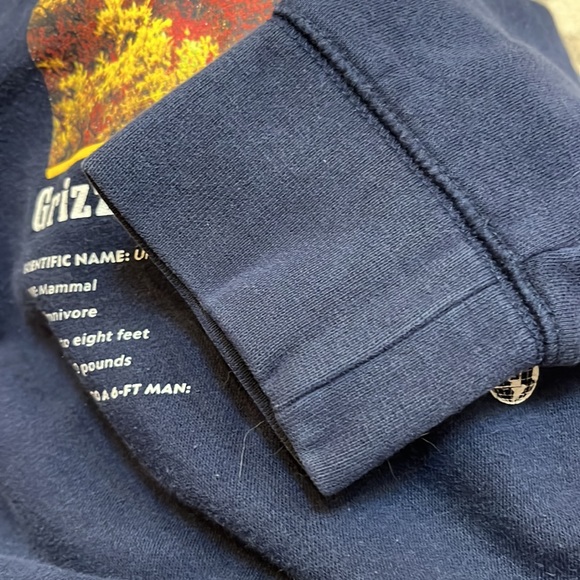 Gap National Geographic Grizzly Bear Crewneck Kids Sweatshirt Size L - Picture 8 of 9